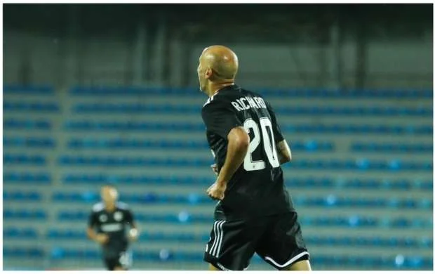 "Qarabağ"ın yarımmüdafiəçisindən yubiley qolu 