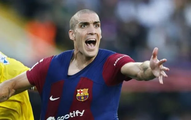 Romeu "Barselona"nı bu kluba dəyişdi 