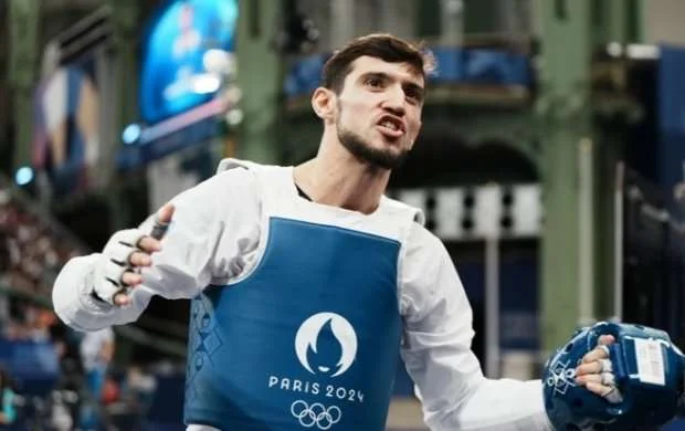 Paris-2024: Qaşım olimpiya çempionunu yenib finala çıxdı 