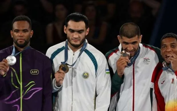 Paris-2024: Azərbaycan boksçusu gümüş medal qazandı 