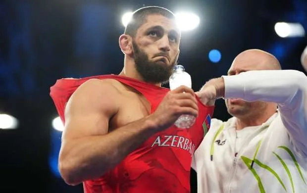 Paris-2024: Maqomedov yarımfinala adladı 