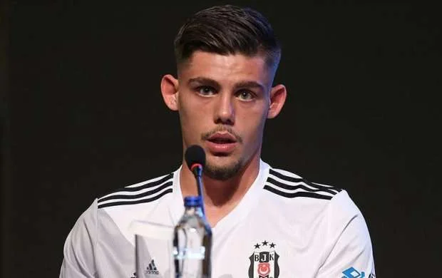 "Beşiktaş" legioneri ilə vidalaşdı - RƏSMİ 