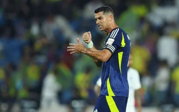 Ronaldu qol vursa da, rəqib Superkuboku darmadağınla qazandı 