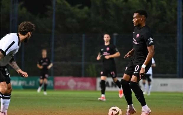 Almaniyalı futbolçu Azərbaycanda yubiley qolunu vurdu 