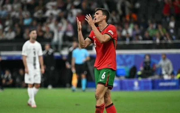 "Komanda yoldaşlarım mənə deyiblər ki..." - "Bayern Münhen"in yeni transferi 