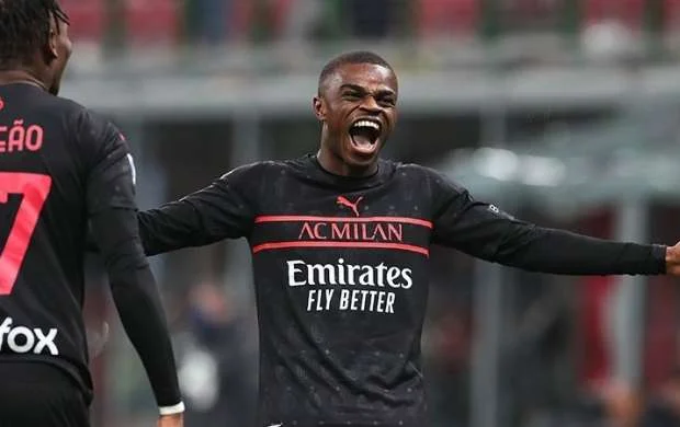 "Milan" oyunçusunu əzəli rəqibinə satdı - RƏSMİ 