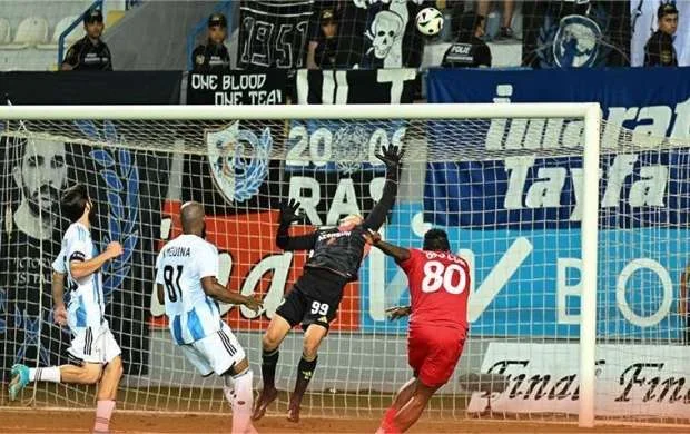 “Qarabağ”dan gözlənilməz məğlubiyyət, “Neftçi” qələbəyə həsrət qalıb – Tura baxış 