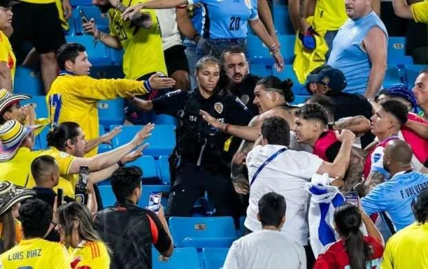 Uruqvayın 5 futbolçusu diskvalifikasiya edildi 