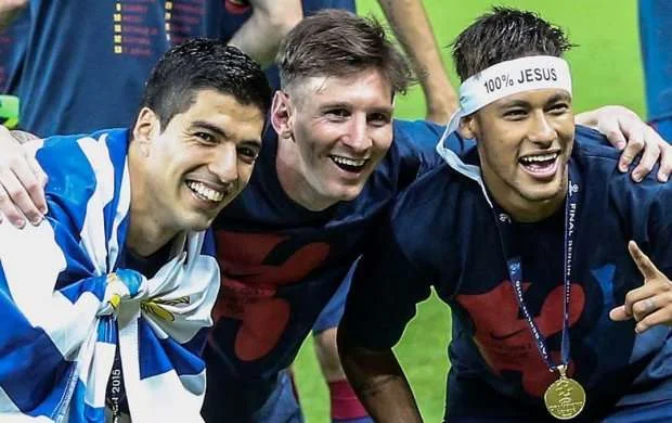 Neymar milli karyerasını bitirən Suaresə belə mesaj göndərdi - FOTO 
