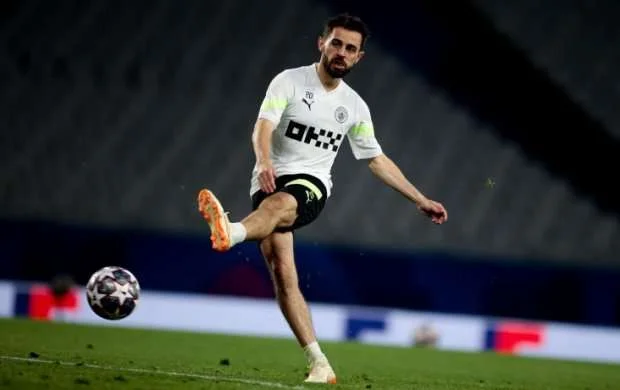 "Bu, əsl dəlilikdir, absurddur" - Bernardu Silva "partladı" 