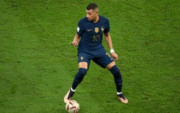 "Daha Mbappe əvvəlki qədər qorxulu deyil" - Biskant Lizarazyu 
