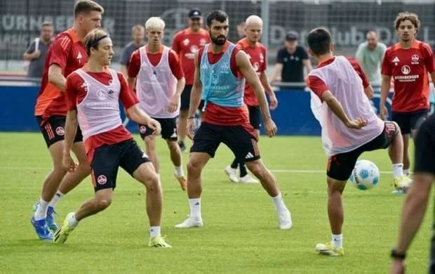 Emrelinin Almaniyada debütü baş tutmadı 