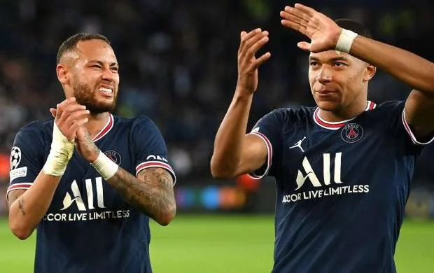 Neymar "Real"dakı həmyerlilərini xəbərdar etdi: "Mbappe ilə birlikdə oynamaq cəhənnəmdir" 