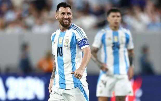 "Messi DÇ-2026-da oynamalıdır" 