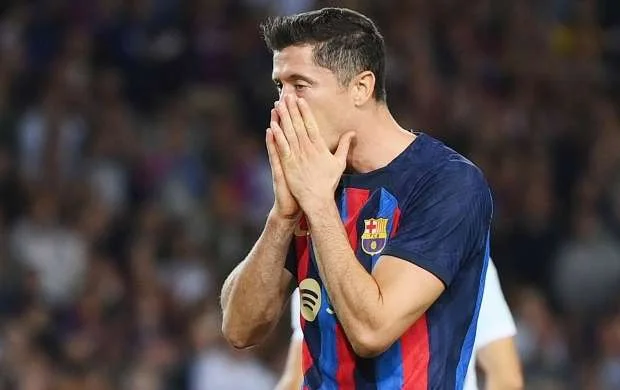 "Barselona" Levandovskinin yerinə bu futbolçulardan birini transfer edəcək 