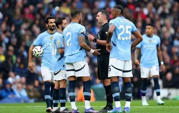 "Futbolçularıma tapşıracam ki, hakim çağıranda yanına getməsinlər" - Qvardiola 