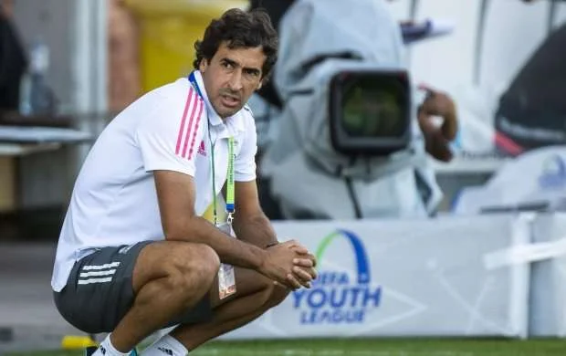 Raul Qonsales Almaniya klubunun "sükanı arxası"na keçə bilər 