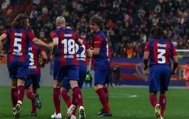 "Barselona" ilə "Real"ın əfsanələri arasında oyun olacaq 