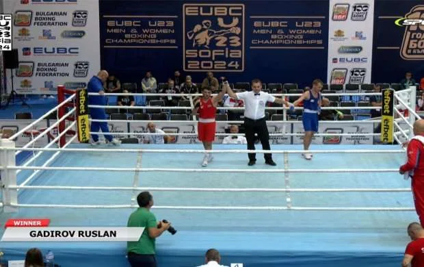 Azərbaycan boksçuları AÇ-nin 1/4 finalında 