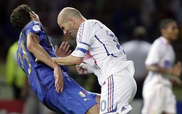 Tçuameni Zidandan sonra ikinci belə futbolçu oldu 