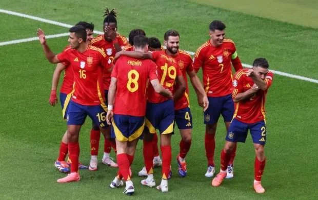 İspaniya 96 il idi ki, meydana belə "11-lik"lə çıxmırdı 