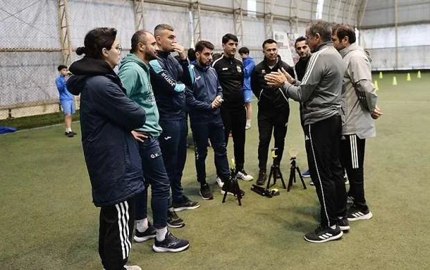 Bakıda UEFA B kateqoriyalı məşqçilik kursu keçirildi 