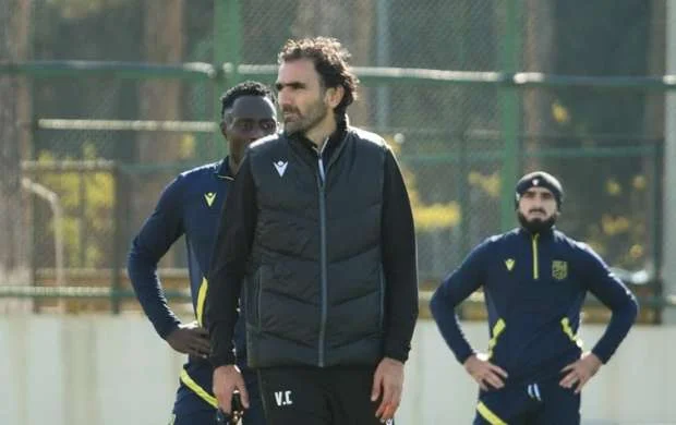 Vaqif Cavadov ilk qələbəyə sevindi, “Turan Tovuz” “Qarabağ"ı izləməyə davam edir – Tura baxış 