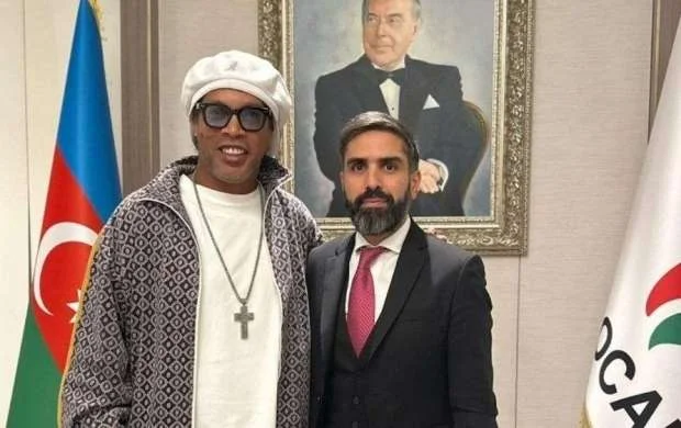 AFFA prezidenti Ronaldinyo ilə görüşdü 