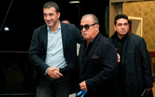 Fatih Terim Bakıya gəldi 