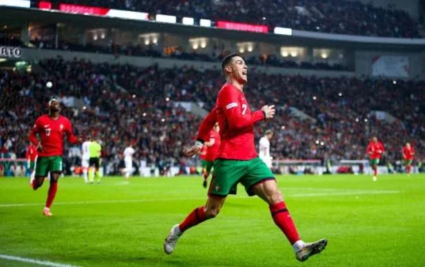 Ronaldu dubl etdi, karyerasını nə vaxt bitirəcəyi ilə bağlı sualı cavablandırdı 