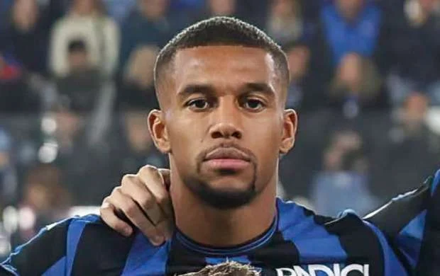 Milanlılar müdafiəni bu futbolçu ilə gücləndirməyə qərar verdilər 