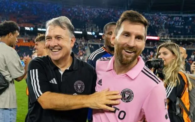 Messi baş məşqçisiz qaldı 