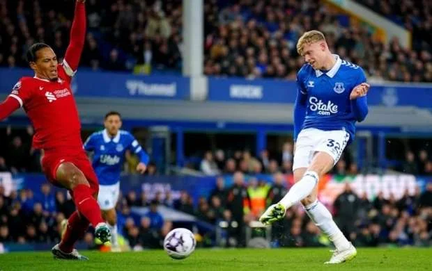 "Everton"un futbolçusu İspaniya nəhənginə keçə bilər 