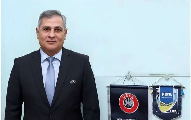 Səmədli Türkiyəyə gedir 