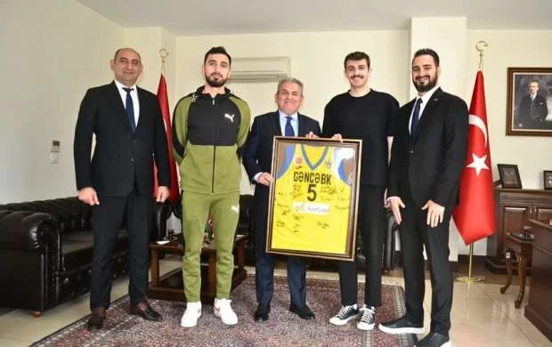 "Gəncə"nin üzvləri Türkiyənin baş konsulu ilə görüşdülər 