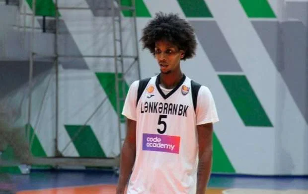 "Lənkəran" ABŞ-li basketbolçusu ilə vidalaşdı 