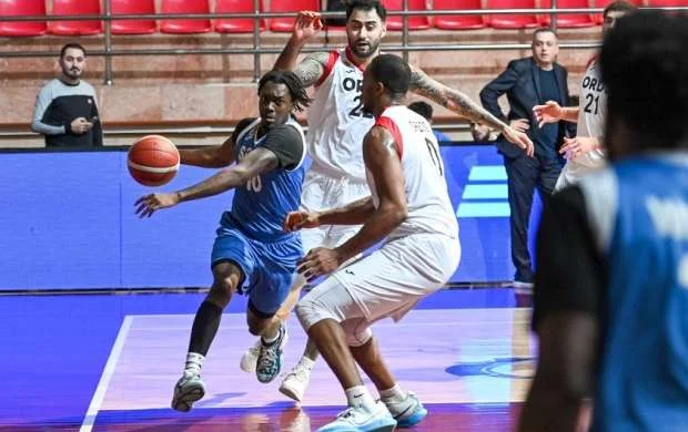ABL: "Şəki" "Ordu"nu yendi 