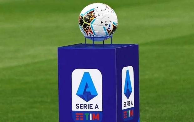 A Seriyası: "Fiorentina" Florensiyada uduzdu, "İnter" Milanda güldü 