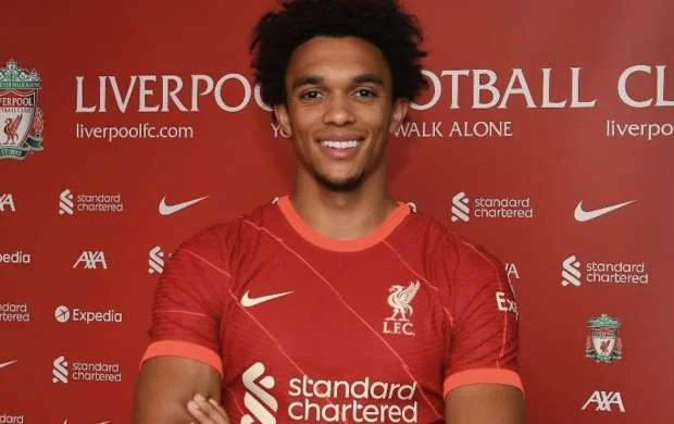 "Liverpul" müdafiəçisinin "Real"a yolunu cəlbedici təkliflə kəsir - MƏBLƏĞ 