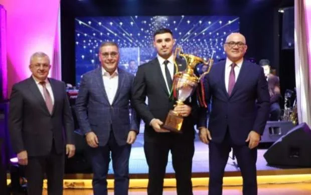 Dadaş Dadaşbəyli ilin ən yaxşısı seçildi 