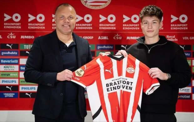 Erediviziyanın lideri MLS-dən ulduz transfer etdi 