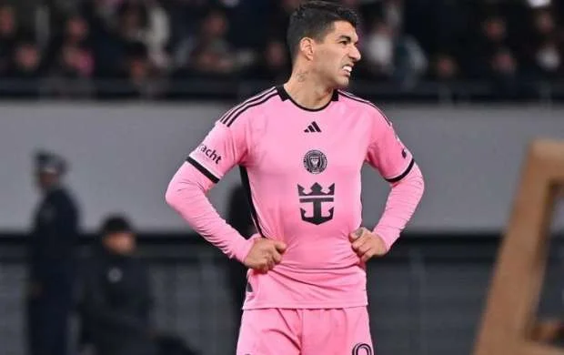 Luis Suares özünü öldürmək istəyən şəxsi intihardan xilas etdi 