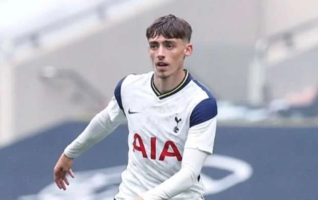 "Tottenhem"in yetirməsi 23 yaşında karyerasını bitirdi 
