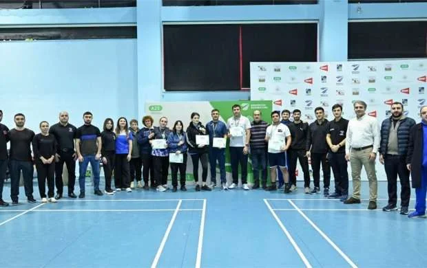 Badminton yarışının qalibləri bilindi 