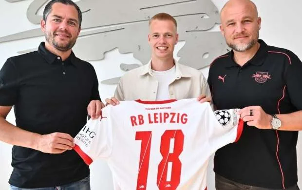 "Leyptsiq" 19 yaşlı hücumçunun transfer hüquqlarına yiyələndi 