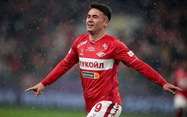 "Spartak"ın hücumçusunu İngiltərə nəhənginə təklif etdilər 