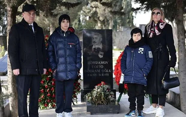 Tofiq Bəhramovun xatirəsi yad olunub - Fotolar 