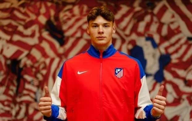 Madrid nəhəngi 16 yaşlı ukraynalı ilə müqavilə imzaladı 