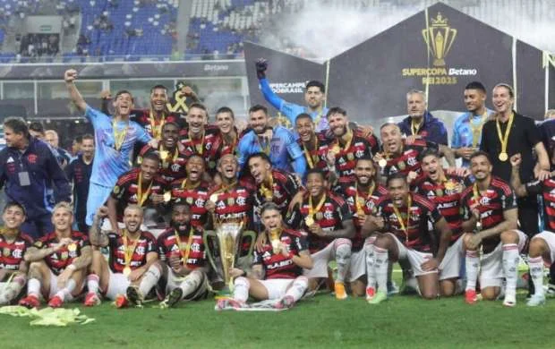 Juninyo Braziliyada ilk titulunu qazandı 