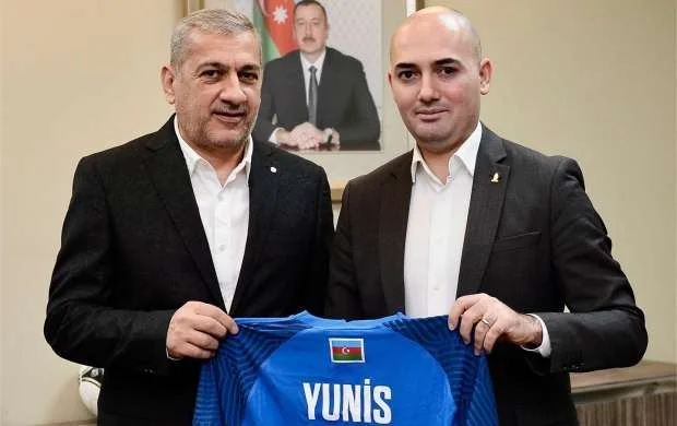 AFFA Yunis Hüseynovu təbrik etdi 